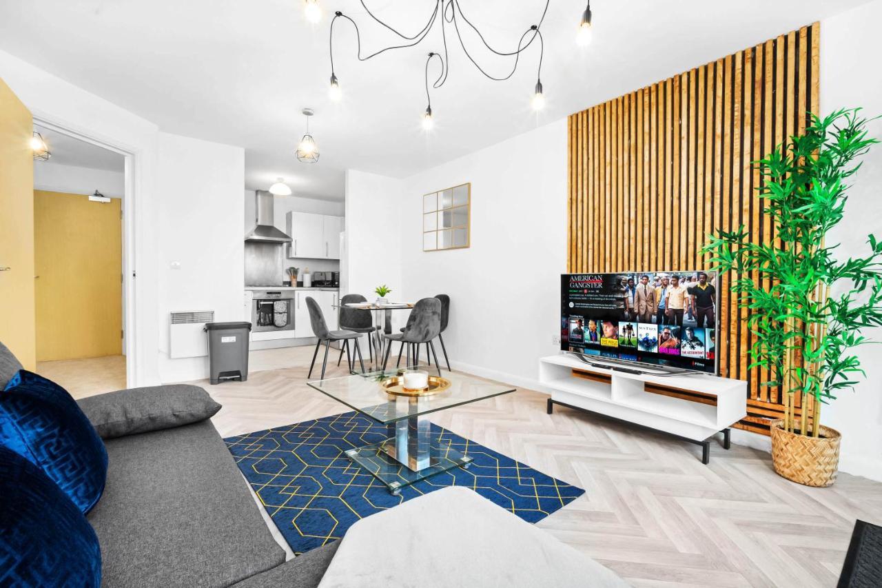 New Luxury City Centre Apartment By Azura Nights Birmingham Bagian luar foto